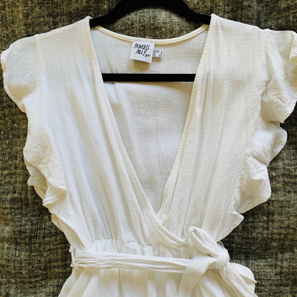 Princess Polly white play suit size US 2 (xs) - Picture 3 of 8
